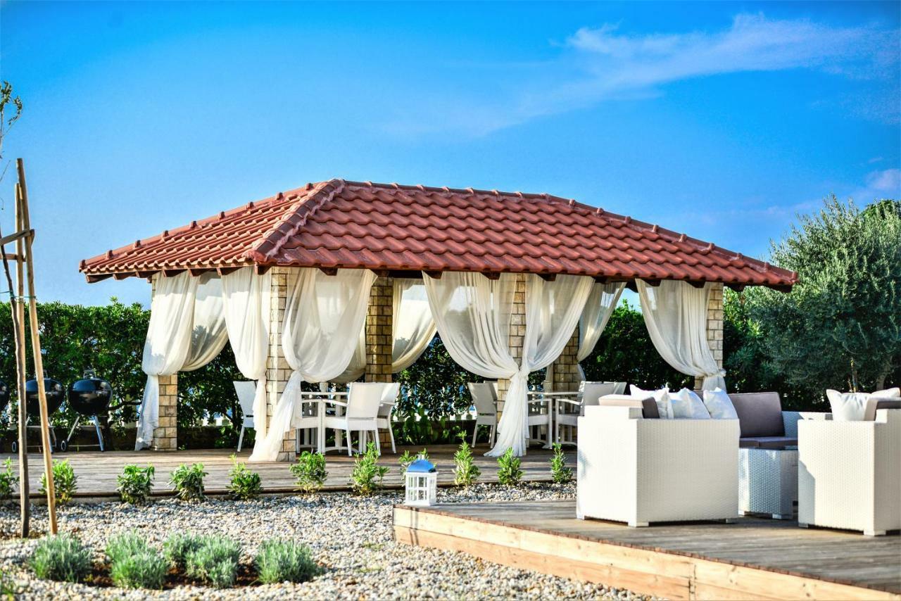 Sunset Deluxe Apartments Вир Экстерьер фото
