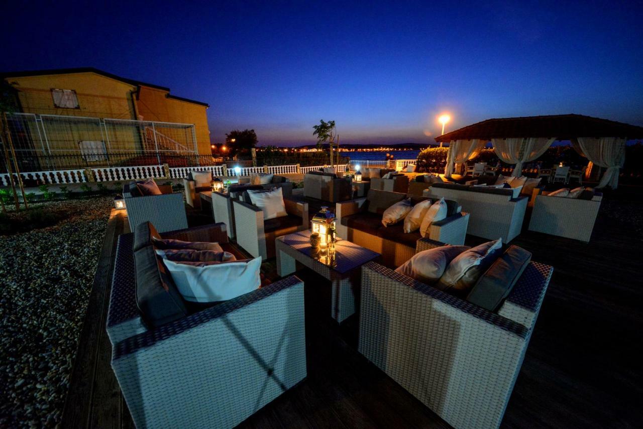 Sunset Deluxe Apartments Вир Экстерьер фото