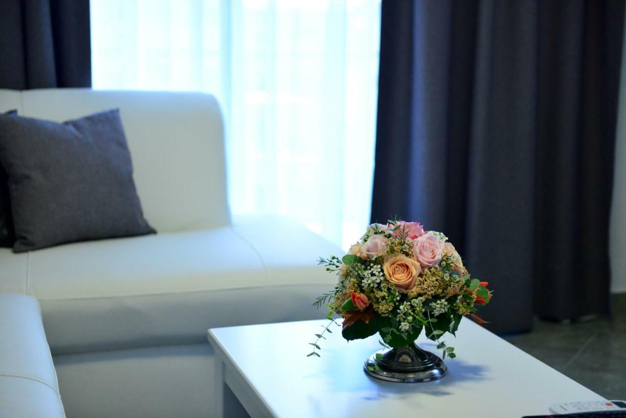 Sunset Deluxe Apartments Вир Номер фото