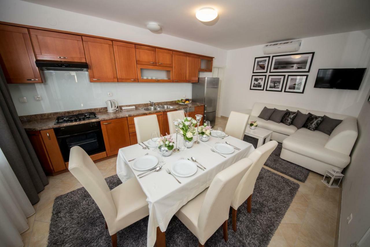 Sunset Deluxe Apartments Вир Номер фото
